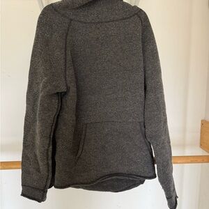 Women’s Gray Crewneck Sweater